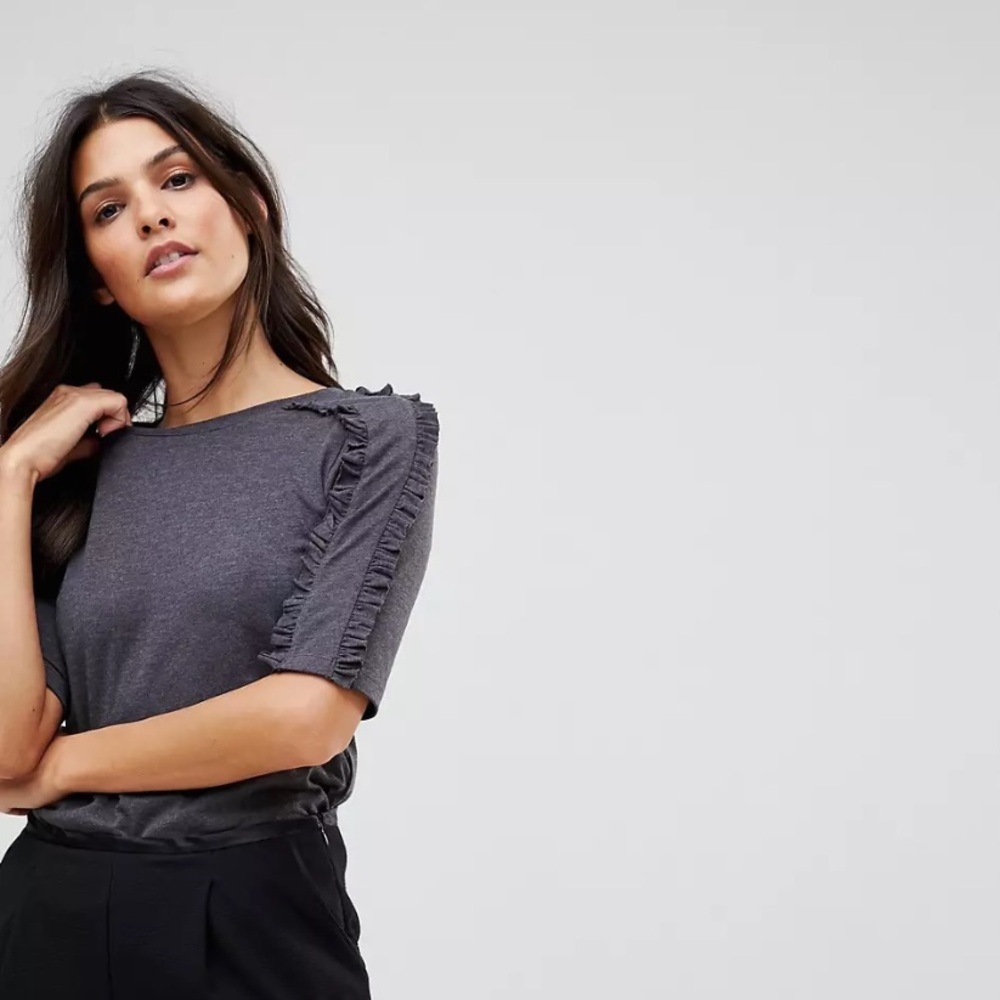 Vila ruffle trim t shirt